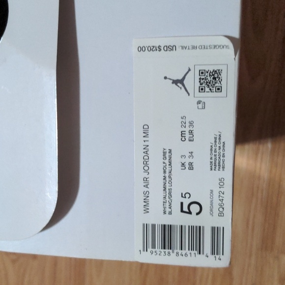 FINAL PRICE Women's Air Jordan 1 Mid Wolf Grey Aluminum - Picture 6 of 6